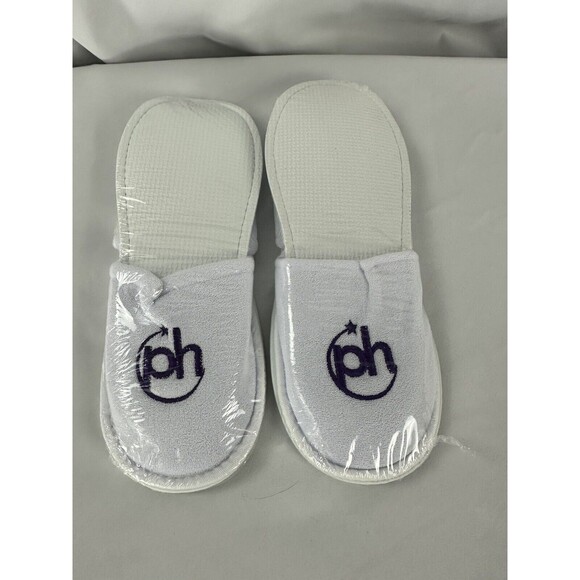 Planet Hollywood Logo Resort Cancun Unisex OS Spa Slippers Sandals White Purple - Picture 3 of 6